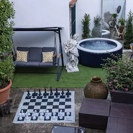 Center Huge With Movie Projector And Hottub Sintra